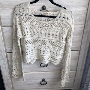 NWOT Hollister Cropped Sweater